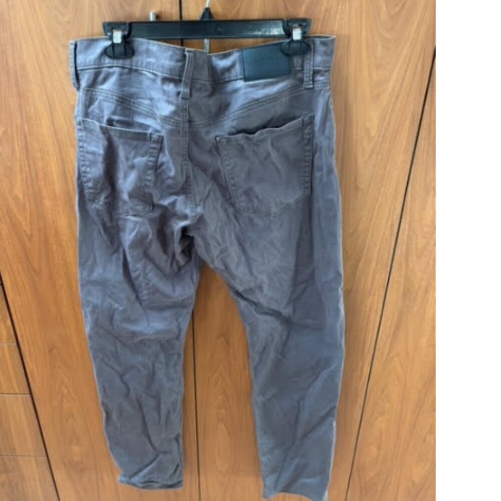 Lucky Brand Gray Jeans 33 Waist